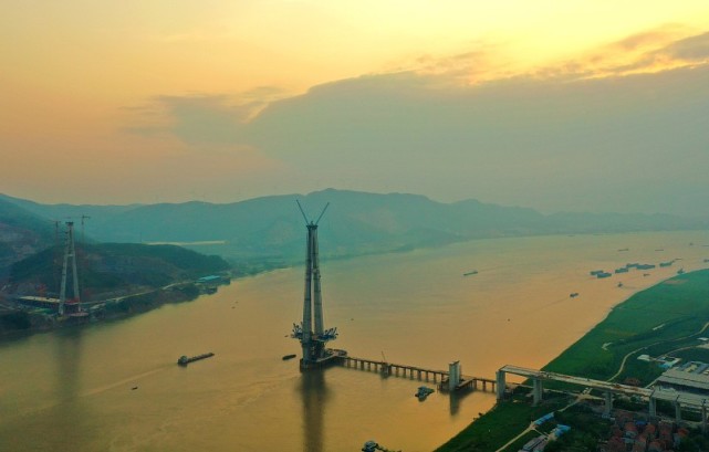 连镇高铁五峰山长江大桥建成通车,湖北宜昌猇亭长江大桥可以通车吗