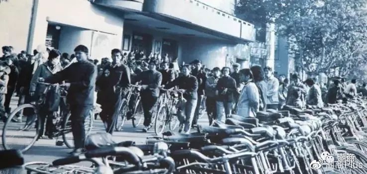 小马哥生日快乐完整版,小马哥马化腾的创业故事