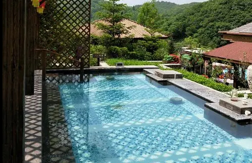 辽宁洗温泉哪里便宜,辽宁省最好的温泉在哪里