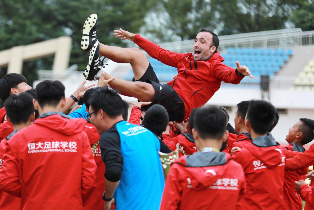 许家印足球梦原图,许家印足球梦完整视频