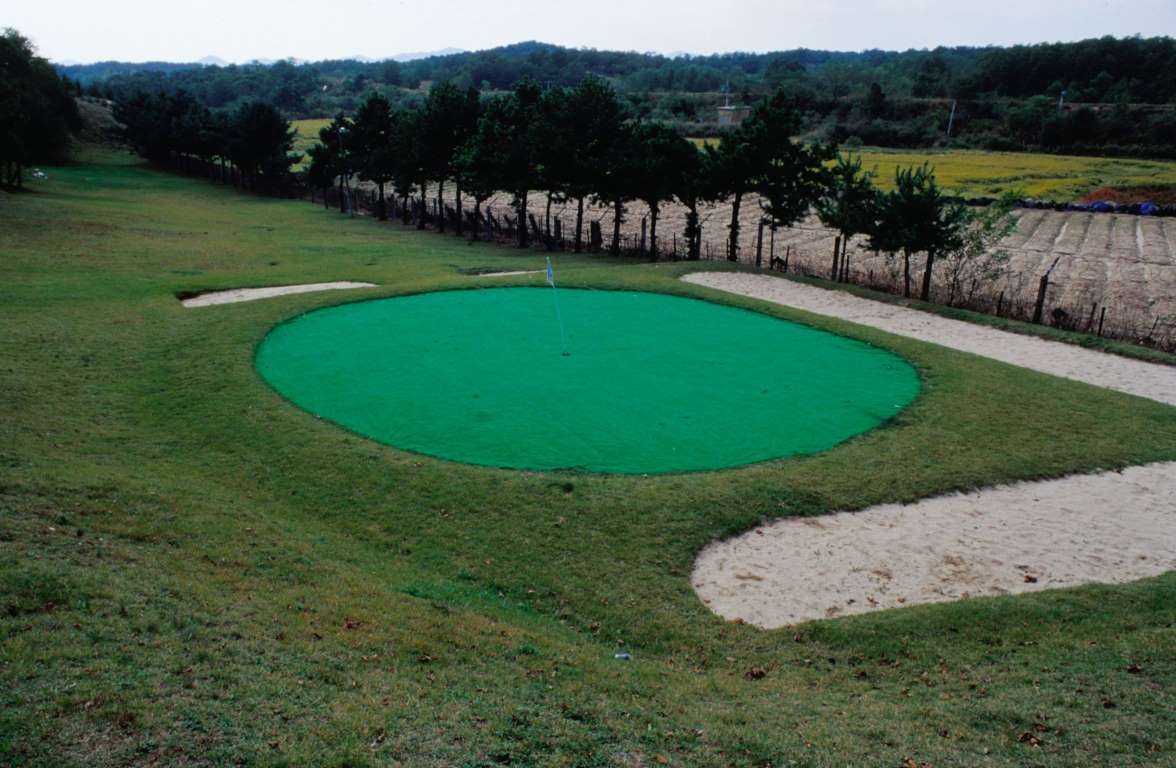 适合旅游地区的高尔夫球场,五一云旅游看世界