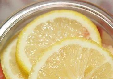 自制水果酵素的做法,自制水果酵素浇花方法