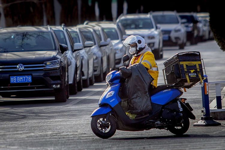 公交车司机脾气太急怎么办,公交车司机为什么脾气暴躁