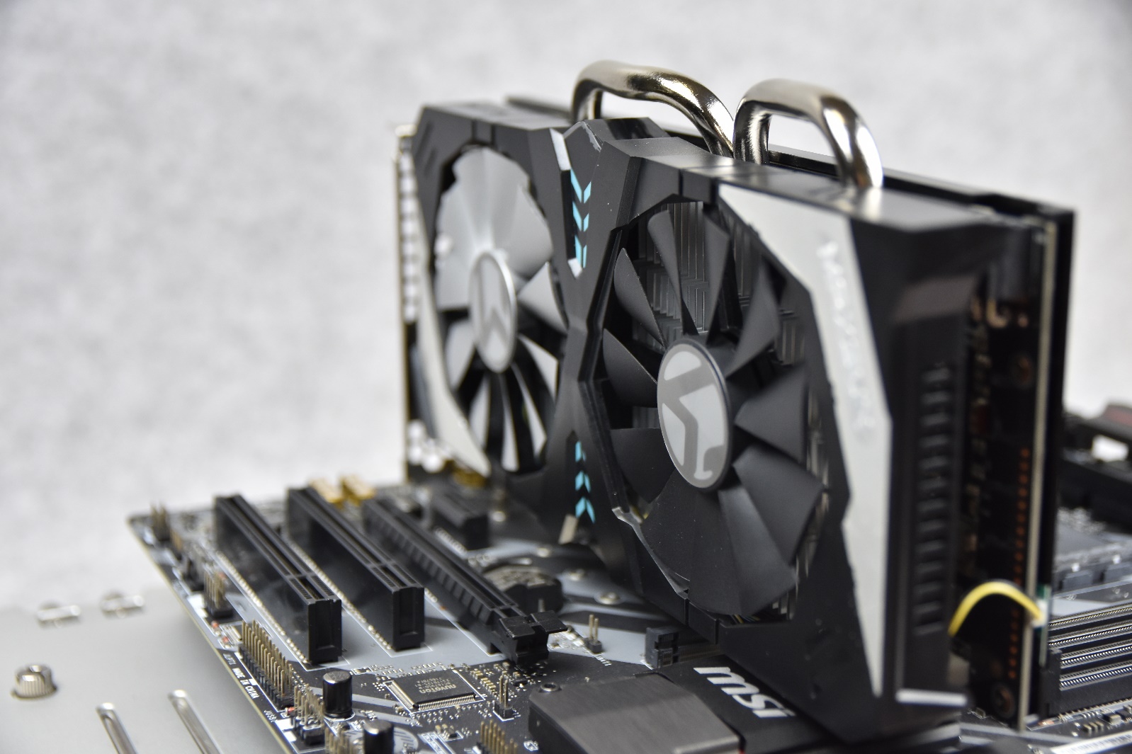 铭瑄gtx10606g巨无霸能跑多少分,铭瑄显卡gtx7602g终结者