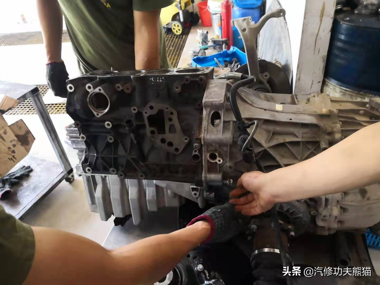 奥迪a6l烧机油1000公里烧多少正常,老a6l烧机油严重