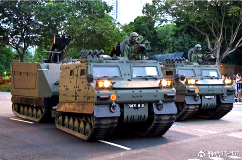 铰接式履带全地形车,中国最新款蟒式履带军用全地形车