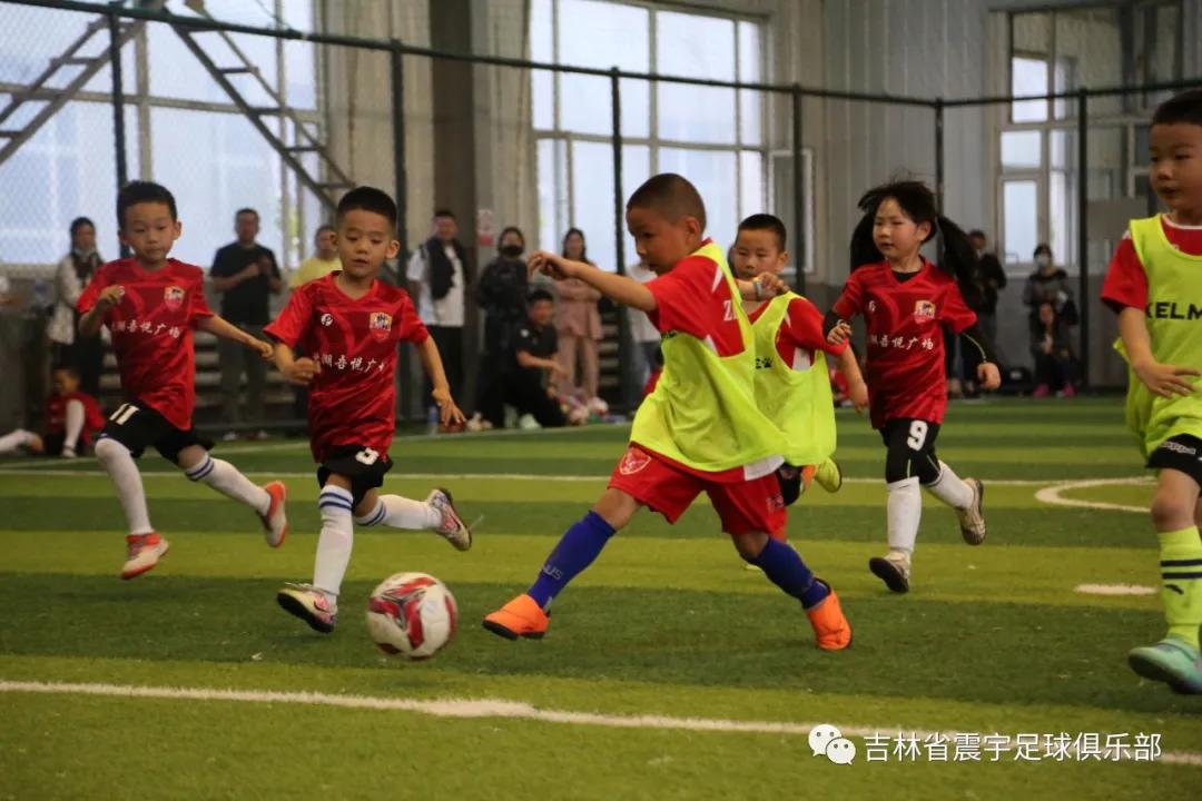 快乐童年足球队,快乐童年足球