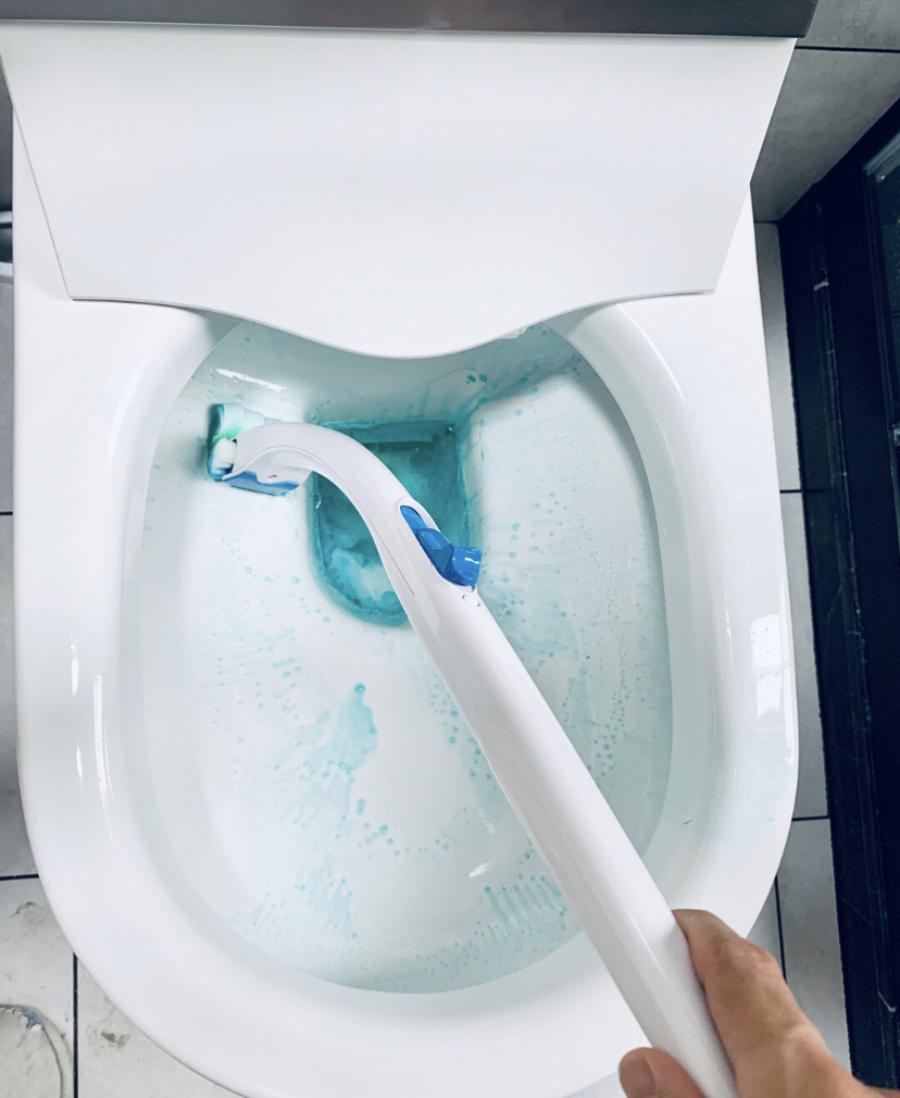 越来越多人卫生间这样布置真高级,卫生间装柜子和马桶注意事项