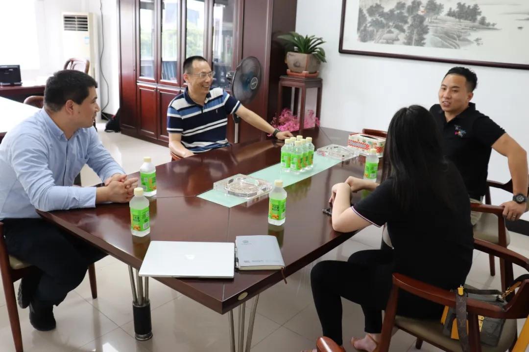 协会动态|上海实验室装备协会秘书处走进优派科技有限公司