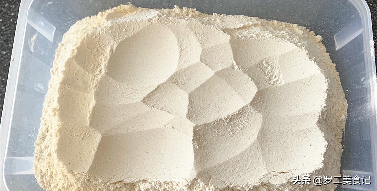 咸蛋黄没腌透怎么做月饼,咸蛋黄做月饼怎么处理才能流油