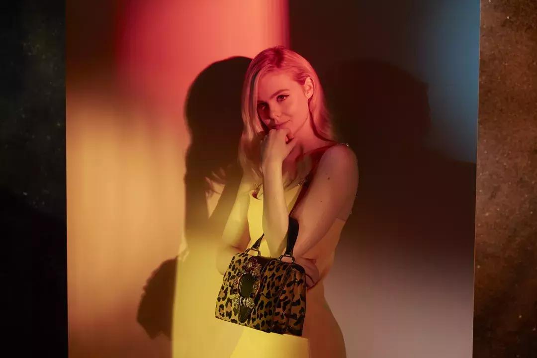 pradalv包,miumiu包包lv