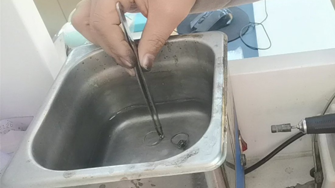 鐝犲疂宸ュ尃鑰佸紶,鑰佸紶鐝犲疂宸ュ尃瑙嗛