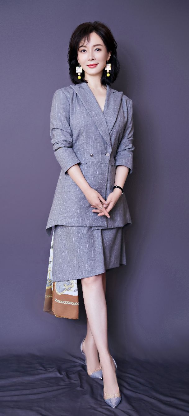 明星穿搭图片素材,明星新款服装图片大全