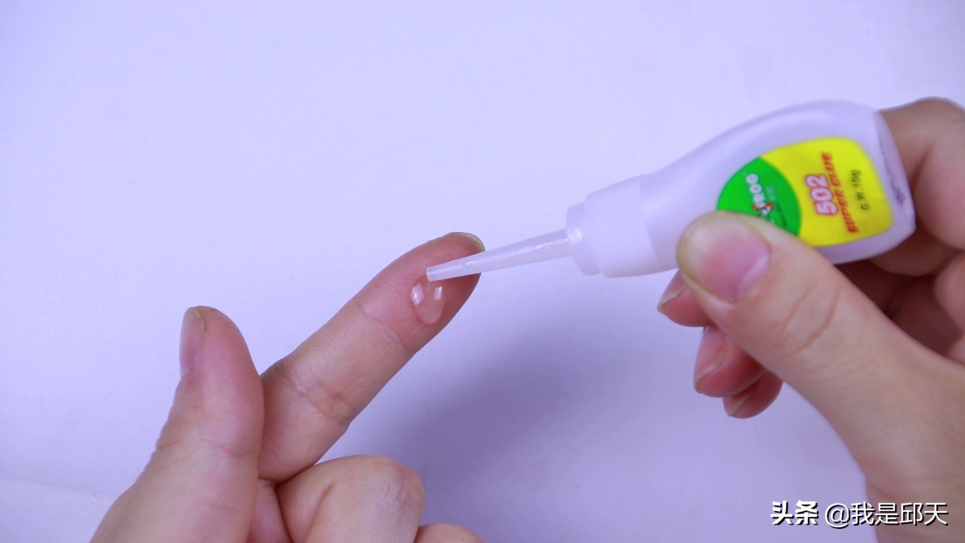 502胶水粘到手上了如何快速去除,502胶水粘到手怎么去除小妙招