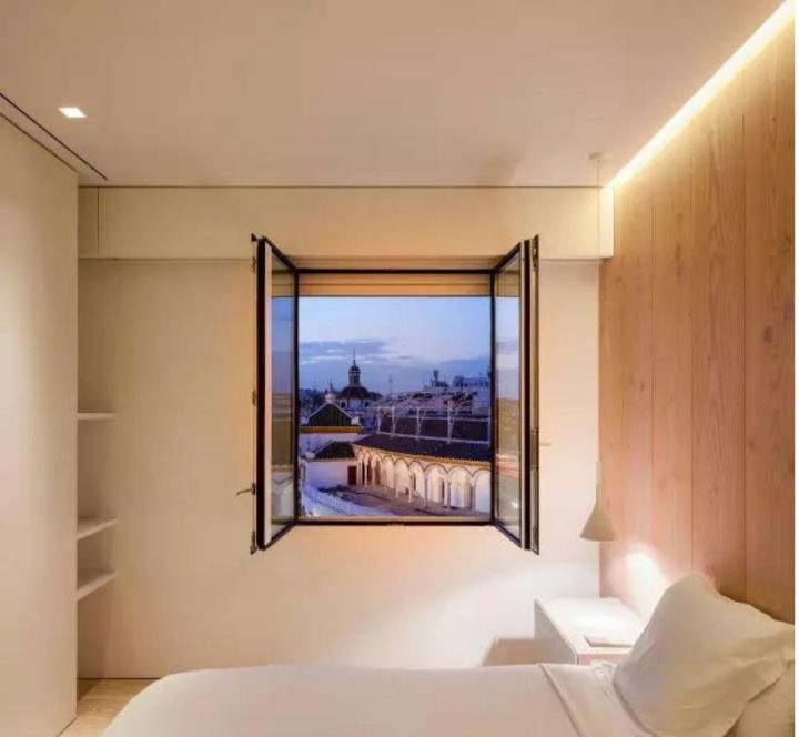 家庭灯光怎样布置才显高级,装修小技巧让灯光改变家庭气氛