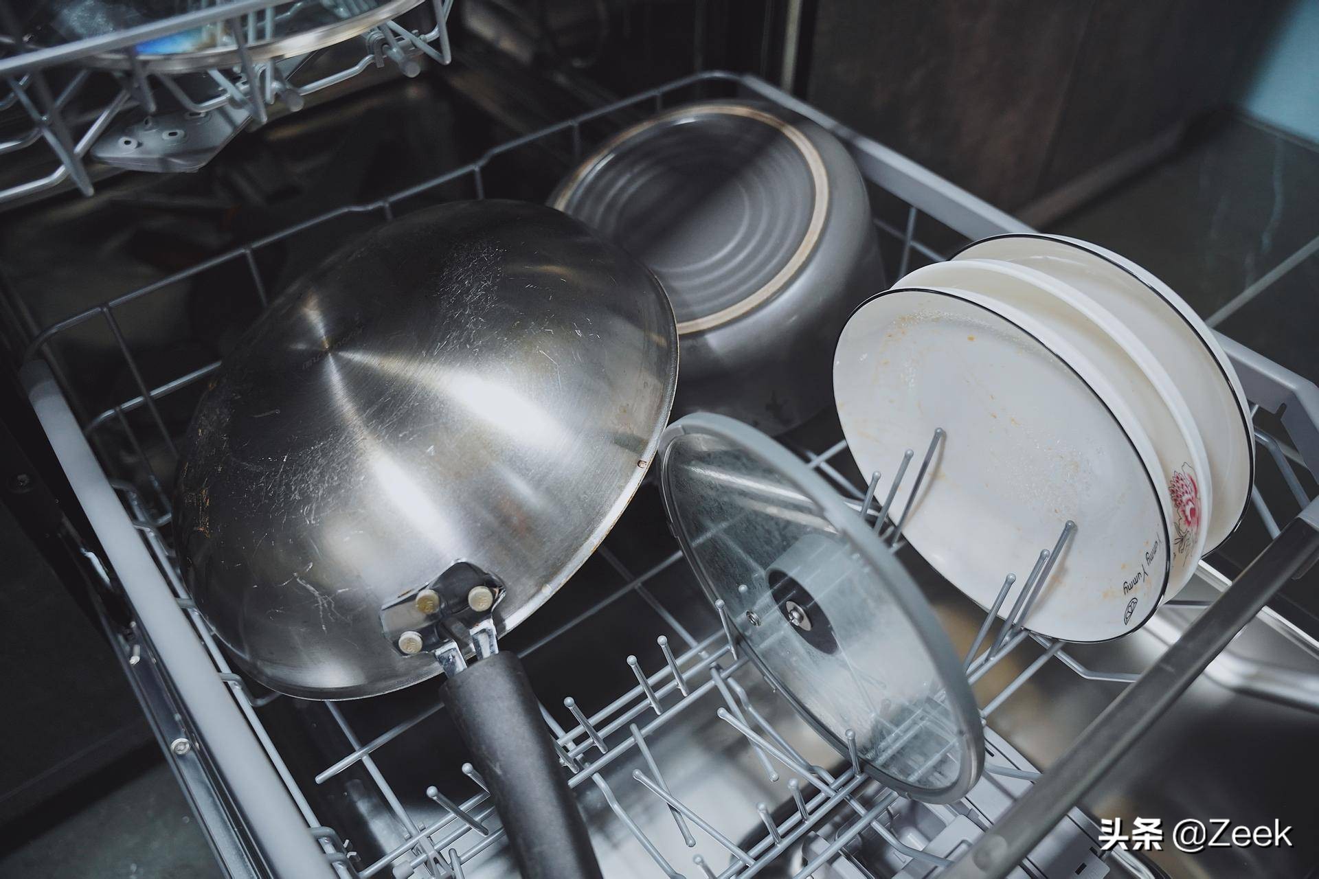 西门子和lg洗碗机哪个好,lg蒸汽洗碗机烘干效果