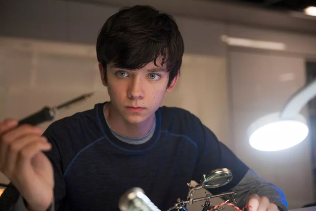 伦敦f4年龄,伦敦f4哈利波特