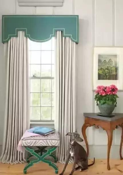 阳台窗帘加窗幔效果,千鸟格窗帘加窗幔