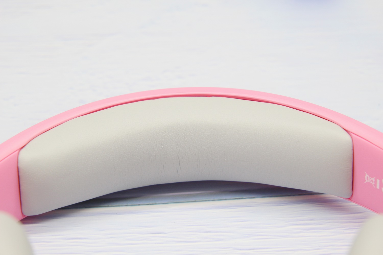 机甲风挂耳式电竞游戏耳机推荐,颜值好性能又好的游戏耳机