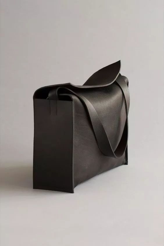 又上档次又不贵又小众的牌子包包,10个好看不贵的包包品牌