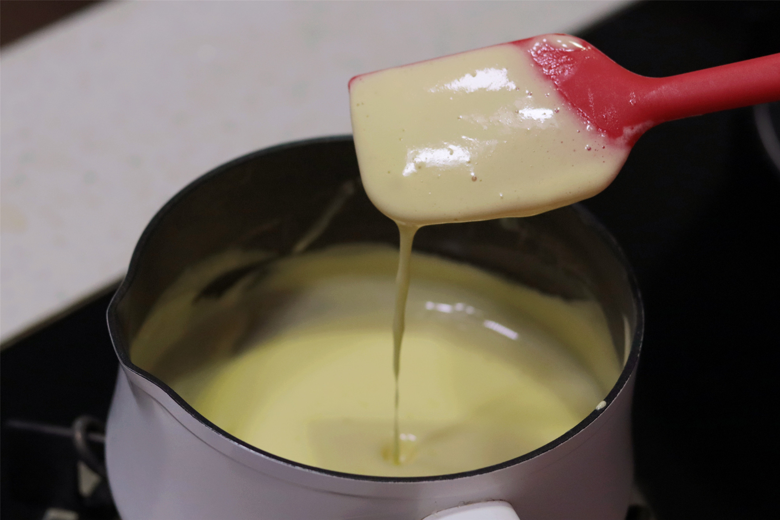 自制冰淇淋100元一个,自制冰淇淋只要2块钱