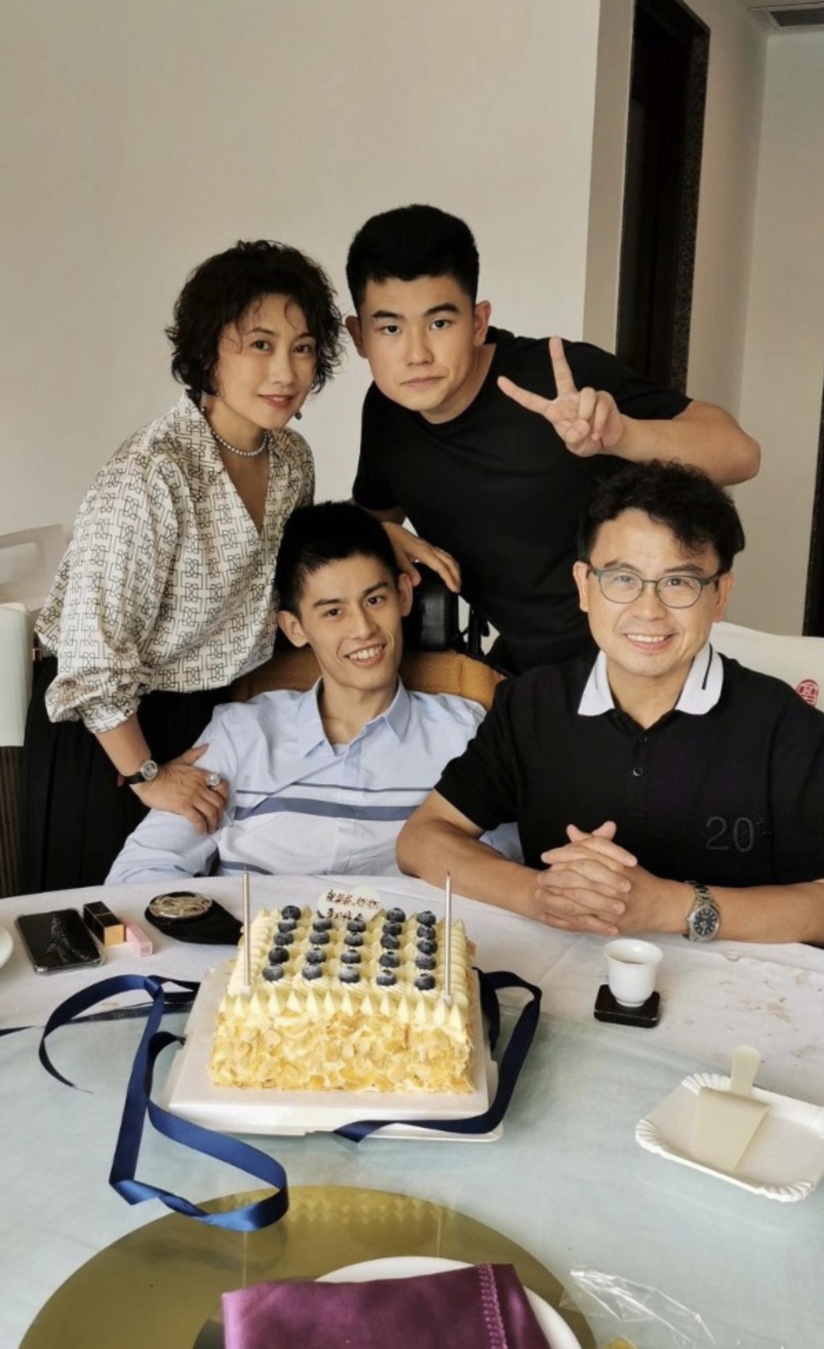 黄一山电影照,黄一山新戏