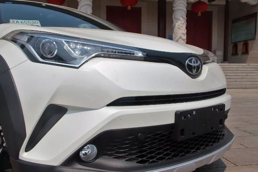 试驾丰田C-HR视频,试驾丰田c-hr