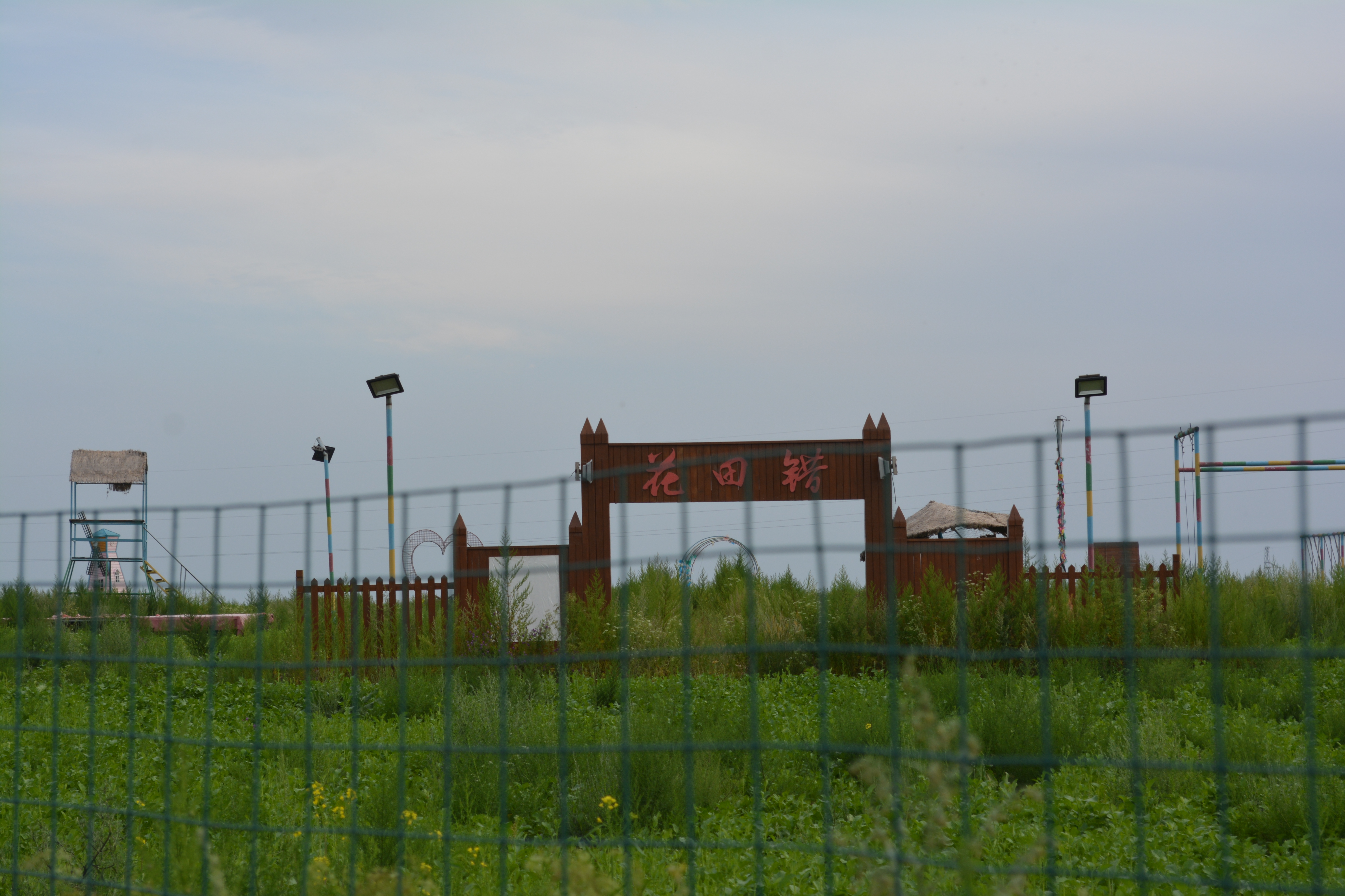 张北草原天路和野狐岭哪个好玩,张北草原自驾游野狐岭入口