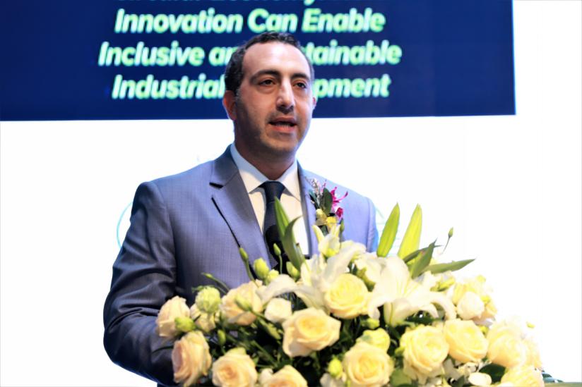 缇よ搐姣曡嚦缇よ嫳鑽熻悆,缇よ搐姣曡嚦澶у挅浜戦泦