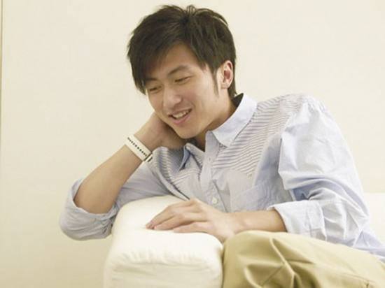 谢霆锋10亿,谢霆锋身价对比周杰伦