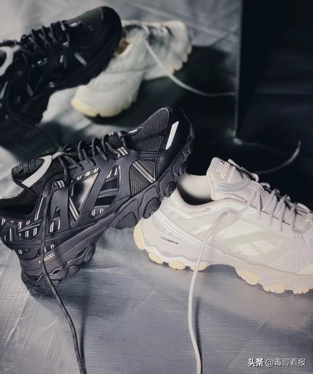 reebok什么意思啊,为什么reebok两个标志