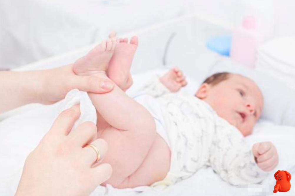 宝宝湿巾擦屁屁有啥危害,湿纸巾适合擦婴儿屁屁吗