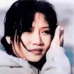 “乱世慷慨我行歌，千万人中有相和”女歌手（李娜）因爱出家？