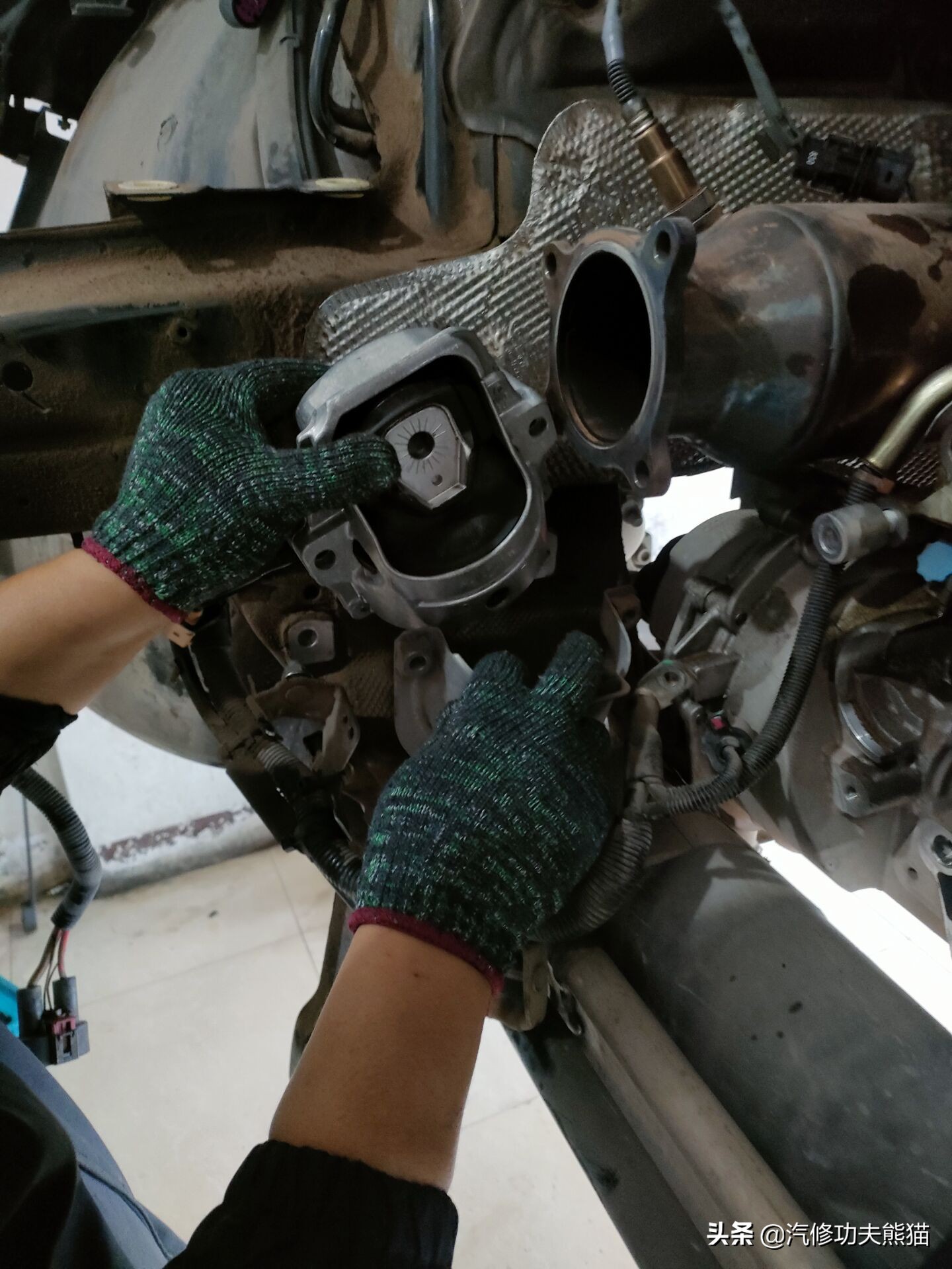 奥迪q5这车质量怎样,现在的奥迪q5烧机油