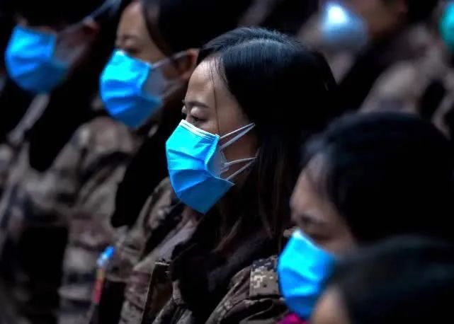 抗击疫情致敬每一个医护人员,抗击疫情致敬白衣天使