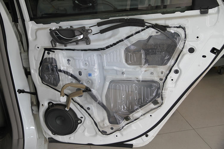 尼桑轩逸改装汽车音响,西城尼桑轩逸音响改装视频