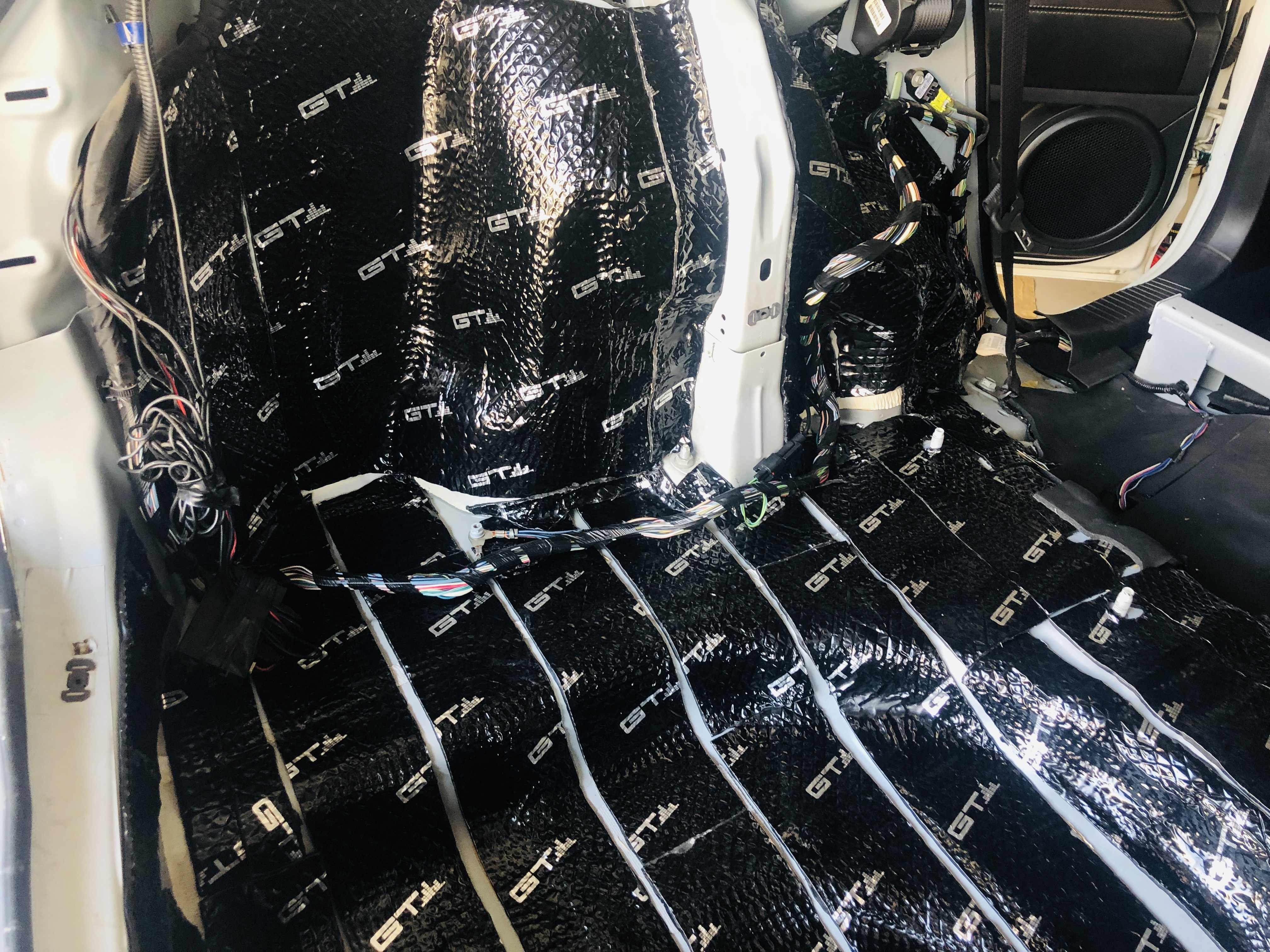 jeep指南者爆改,jeep指南者1.4t家享版隔音效果