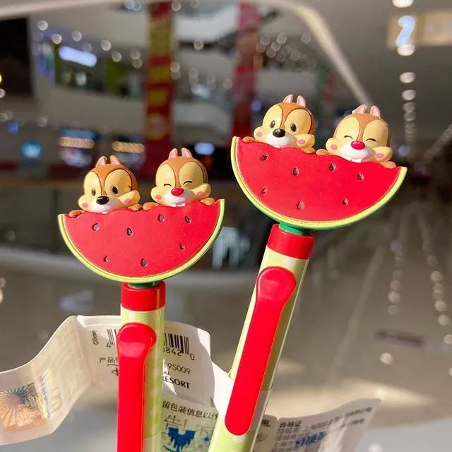 不到半天就火速售罄,才0.1秒就售罄