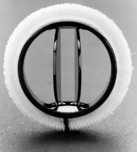 手术后一个月还有线头正常吗,手术后四个月刀口疼正常吗