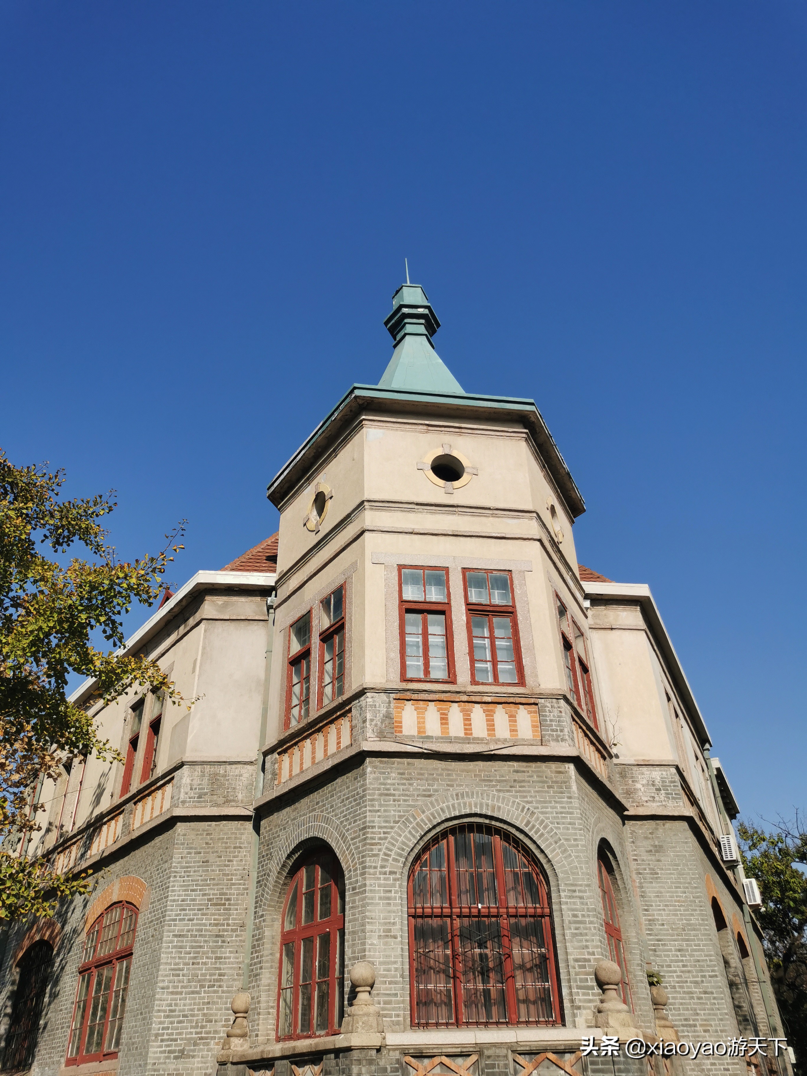 青岛百年德式建筑天主教堂,青岛最有名的天主教堂是哪个地方