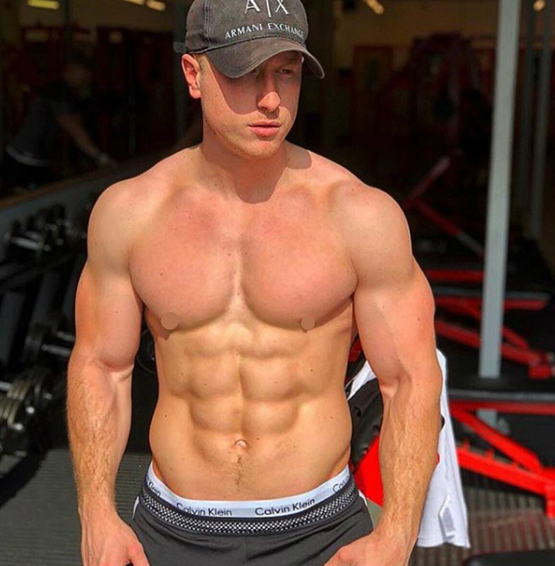 鍗℃埓鐝婃檼涓庣敺鍙嬫帴鍚荤収,鍗℃埓鐝婁笌鐨壒鑺傜洰鎺ュ惢