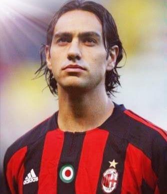米兰十大传奇中锋,红黑军团米兰