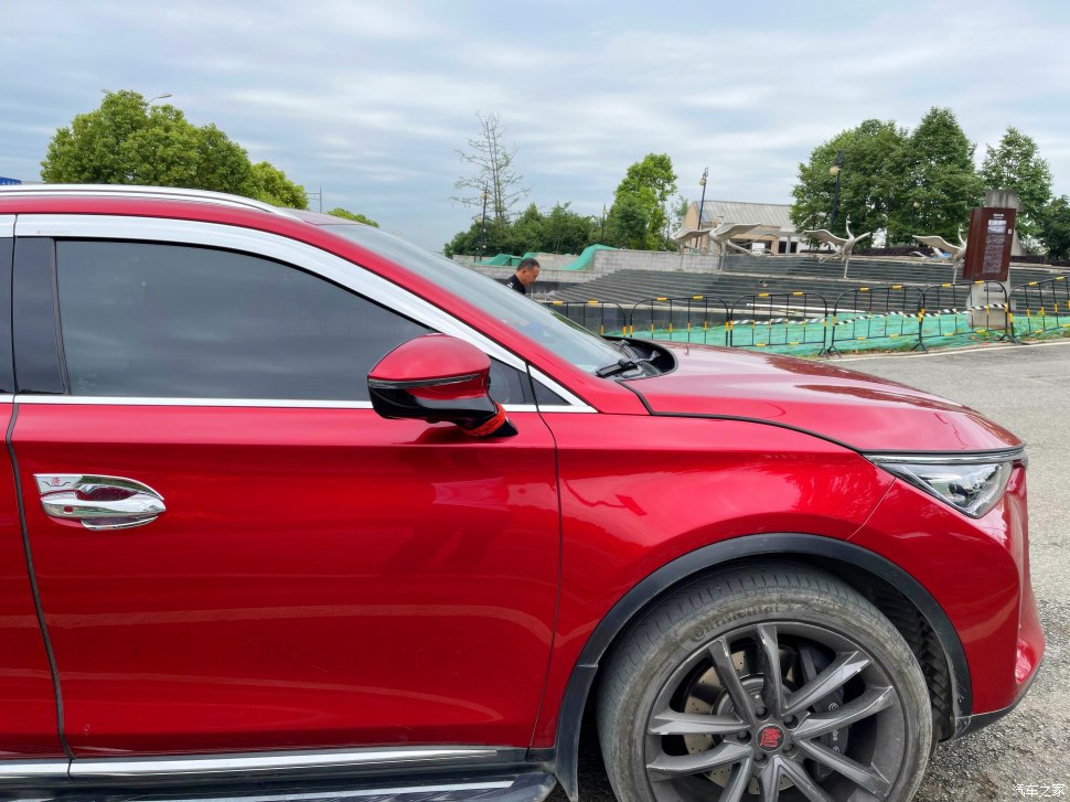 成都人会玩的景点,成都凤凰山公园可以爬山吗