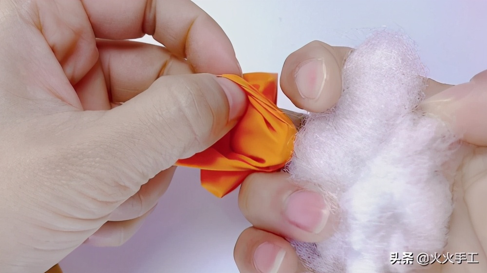 创意气球手工简单做法,长气球做南瓜造型