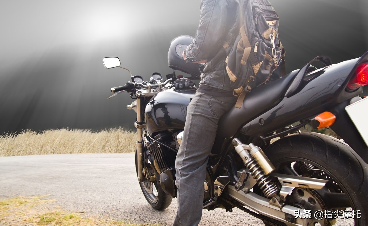 摩托车感觉有股气出不去,摩托车感觉没力怎么回事