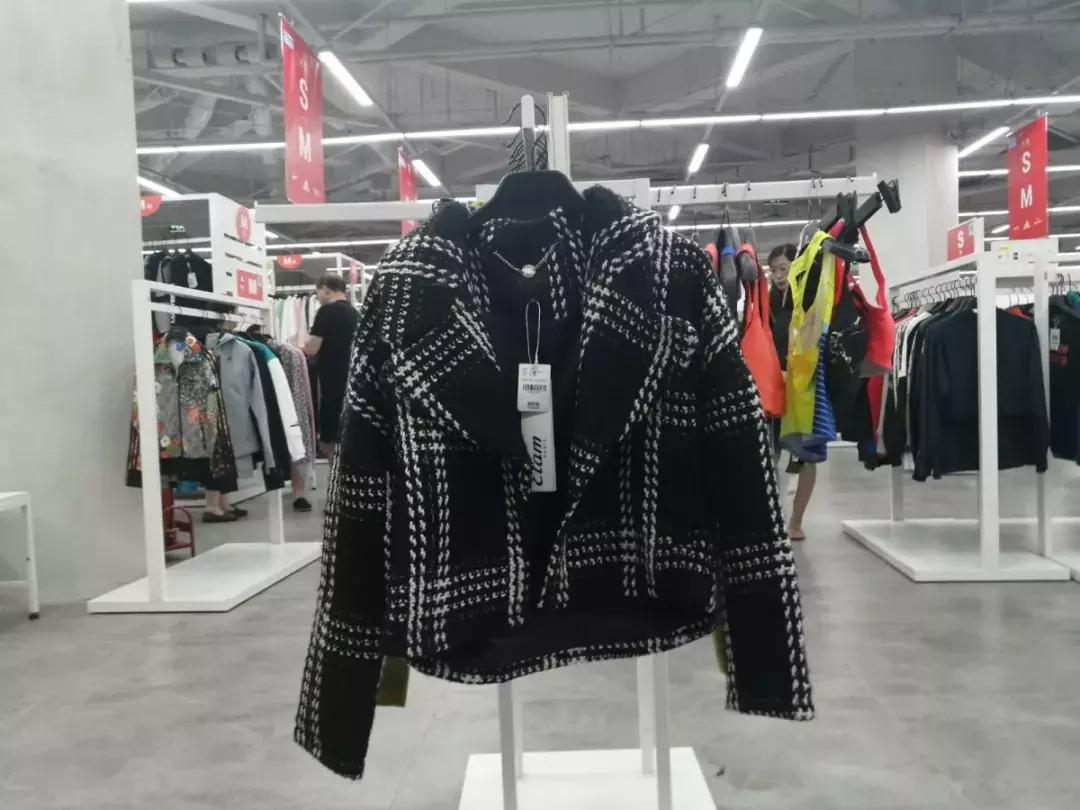 天津5000平米折扣卖场,天津大卖场