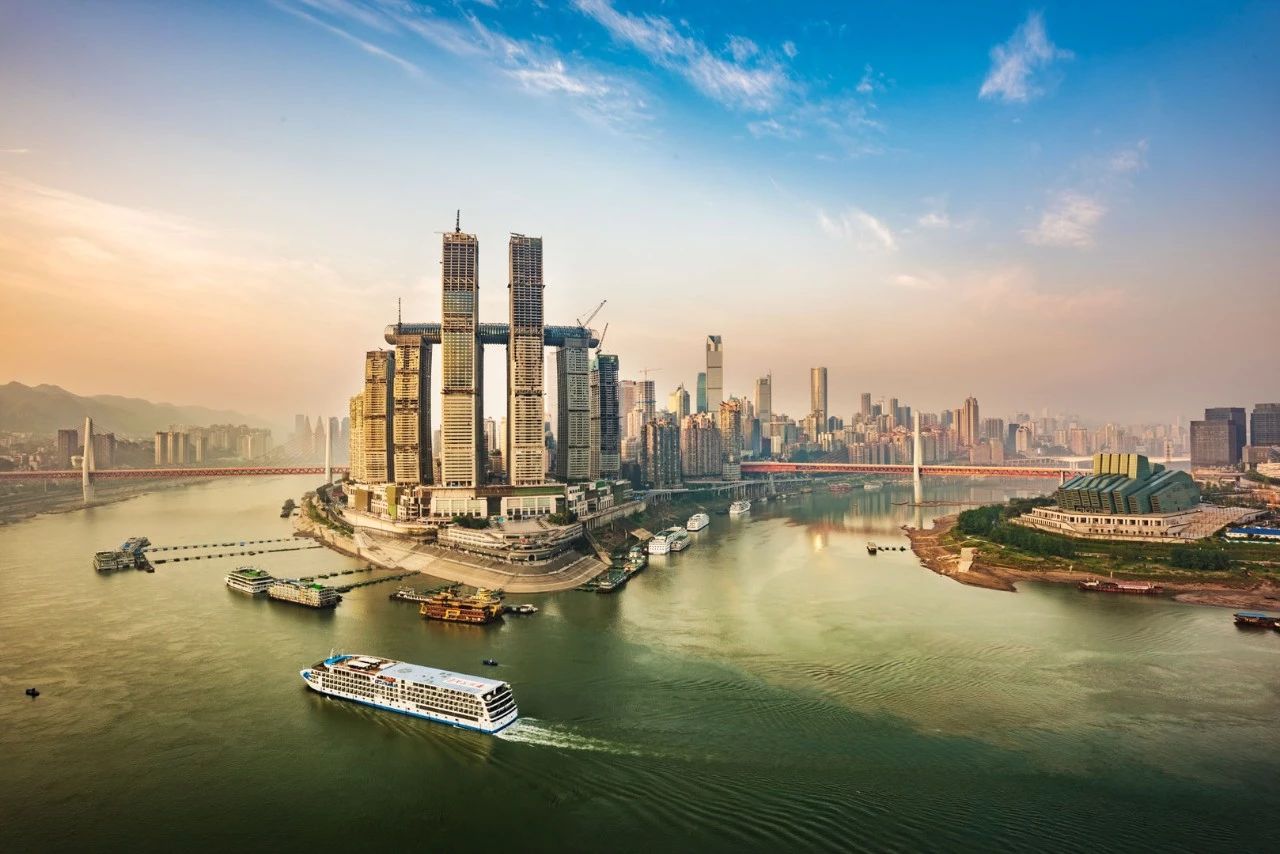 重庆来福士广场惹争议,感觉整栋楼在抖什么原因