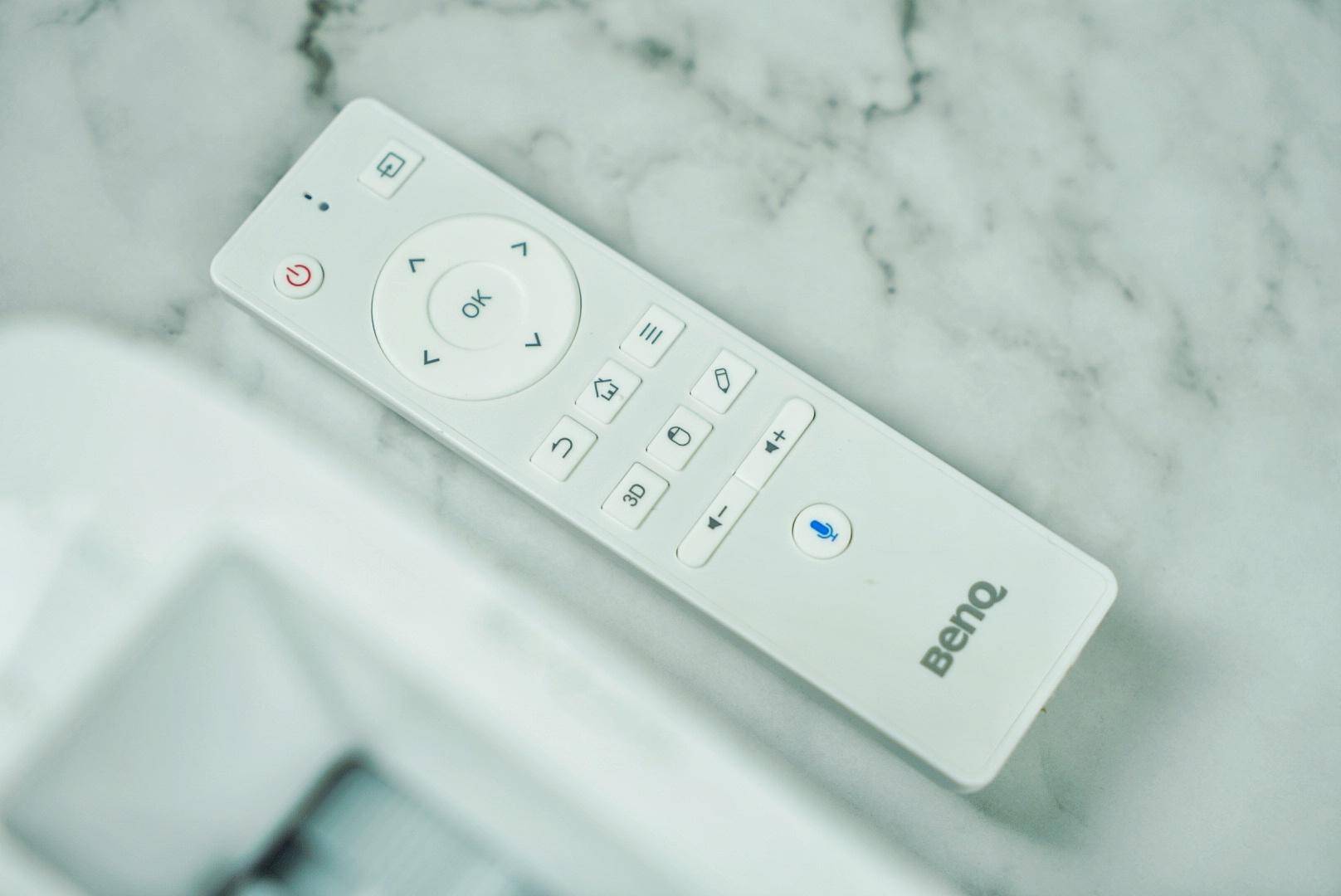 明基投影仪e320和e500对比评测,明基e520投影仪深度评测