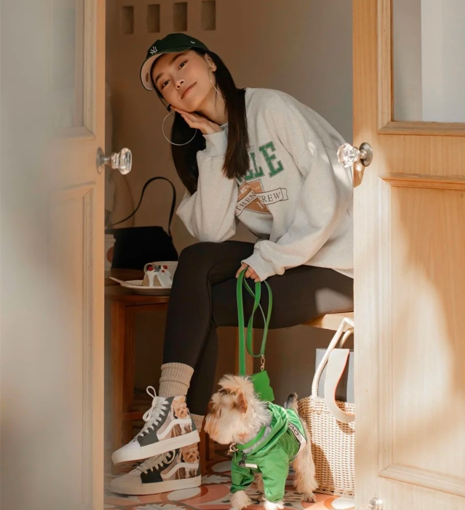 跟着抖音时尚穿搭博主学了一下,跟着博主打卡