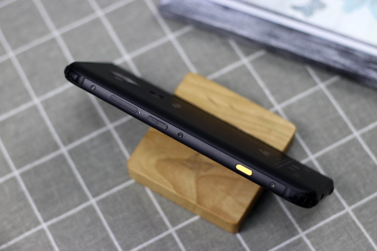 agmx3三防手机详细评测,agm三防手机g2gt测评